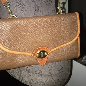 Vintage Dooney and Bourke USA Crossbody clutch